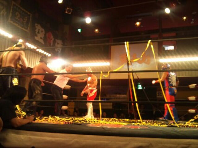 2011.12.11大阪プロレス「天王山２０１１公式戦」三回戦 - Togetter