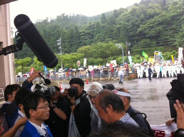 大飯原発 再稼働反対 ところで雨風をしのげる場所をご存知ありませんか 助け合いましょう 反原発 紫陽花革命 Togetter