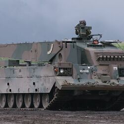 ドナドナ 総火演 予行 での74式戦車 ナナヨン Togetter