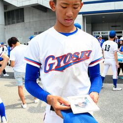 亡きマネージャーに捧げる2本塁打 とのタイトルに 教師の指示で3 5キロ走ったことが死因だったのに美談化するの と違和感 Togetter