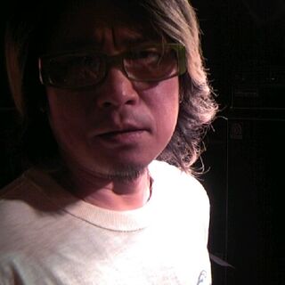 ベーシスト 渡辺英樹さん＠ベースマガジン - posfie