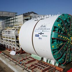 トンネル掘削機 シールドマシンのほとんどは地下に置き去りにされる