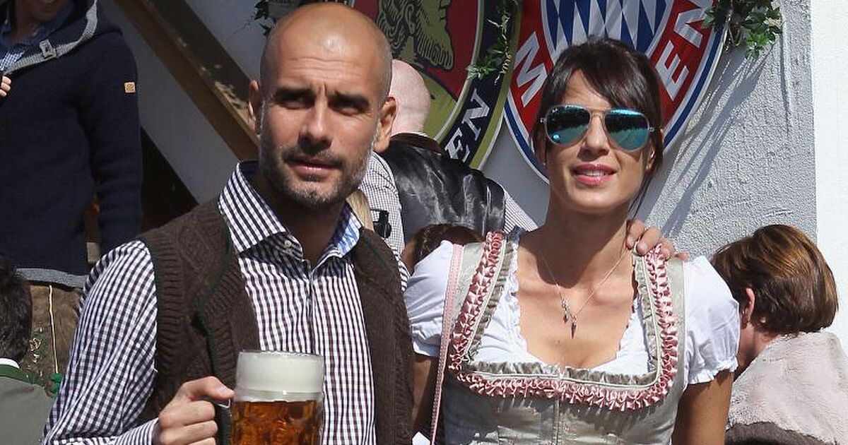 オクトーバーフェストを楽しむバイエルン ミュンヘンの選手たち Oktoberfest15 ビールの祭典 Togetter